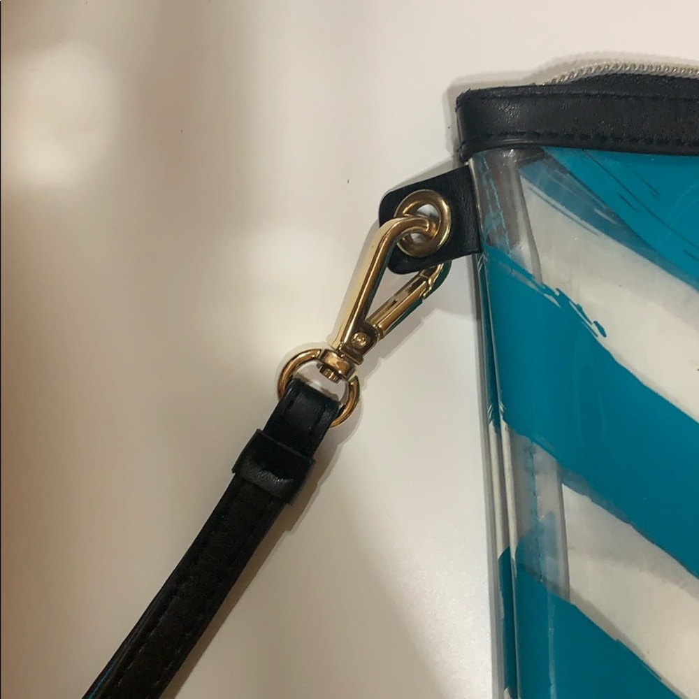 Victoria’s Secret Pouch - Picture 2 of 6